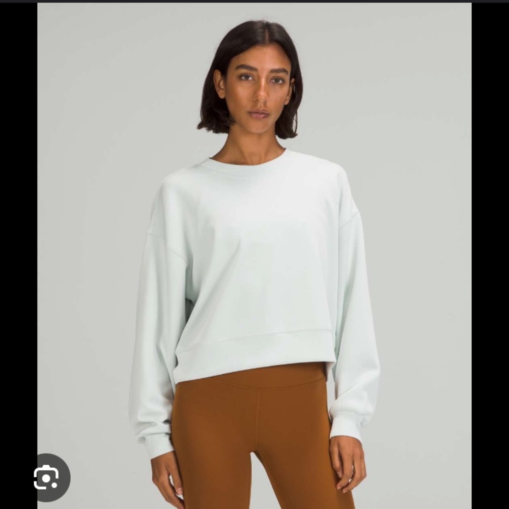 Lululemon softstreme crew